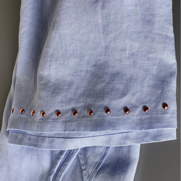 Ivanka Trump Top 100% Linen V-neck Size L Rose Gold Studded Hem Sleeveless Blue - Picture 11 of 12